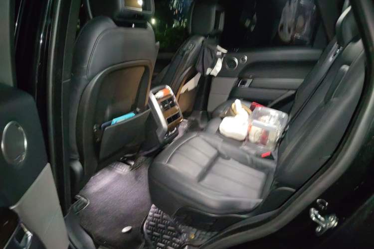 Used Land Rover Range SportNew Energy 2018 P400e Left Rear Seat