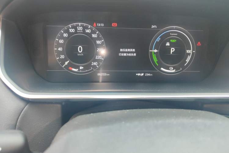 Used Land Rover Range SportNew Energy 2018 P400e Odometer Close Up