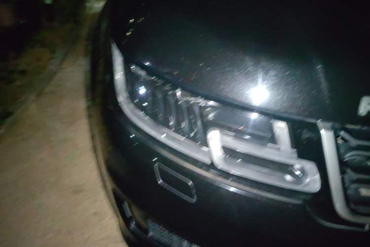 Used Land Rover Range SportNew Energy 2018 P400e Right Front Headlight