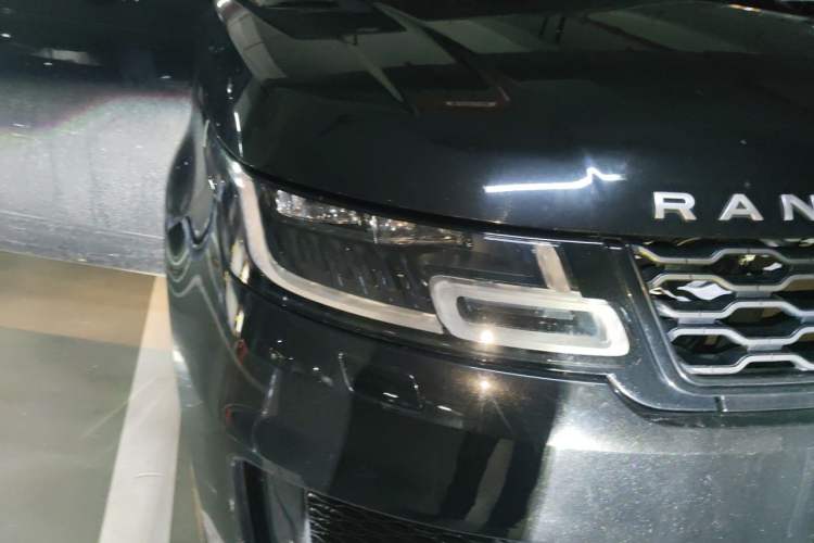 Used Land Rover Range SportNew Energy 2018 P400e Right Front Headlight