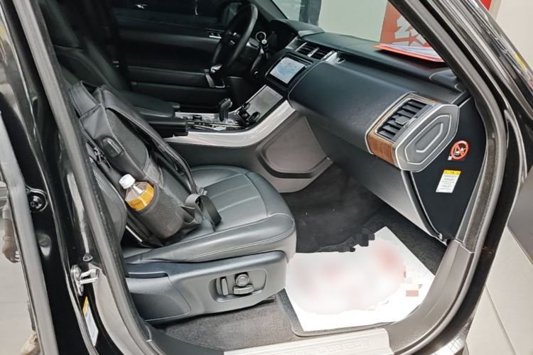 Used Land Rover Range SportNew Energy 2018 P400e Right Front Seat