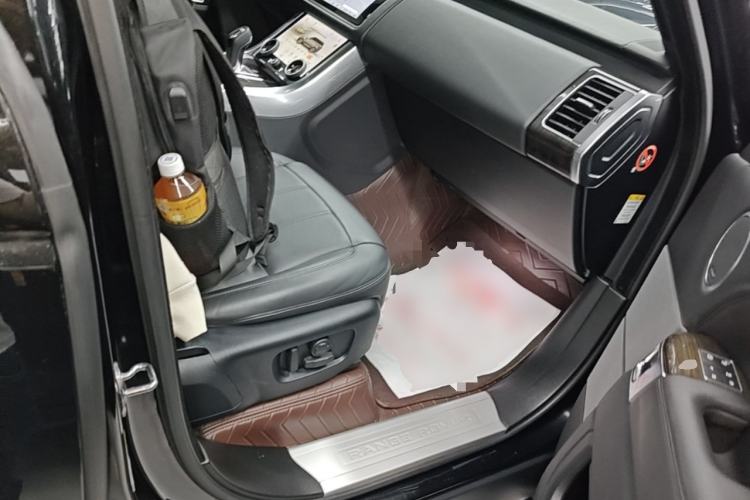 Used Land Rover Range SportNew Energy 2018 P400e Right Front Seat
