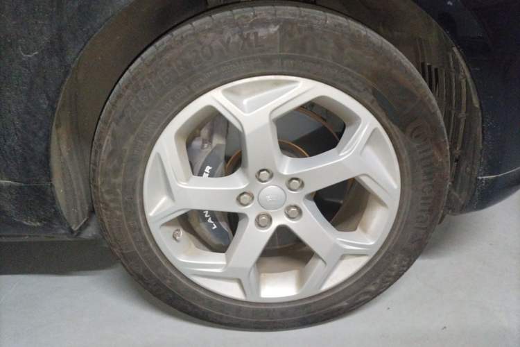 Used Land Rover Range SportNew Energy 2018 P400e Right Front Wheel Hub