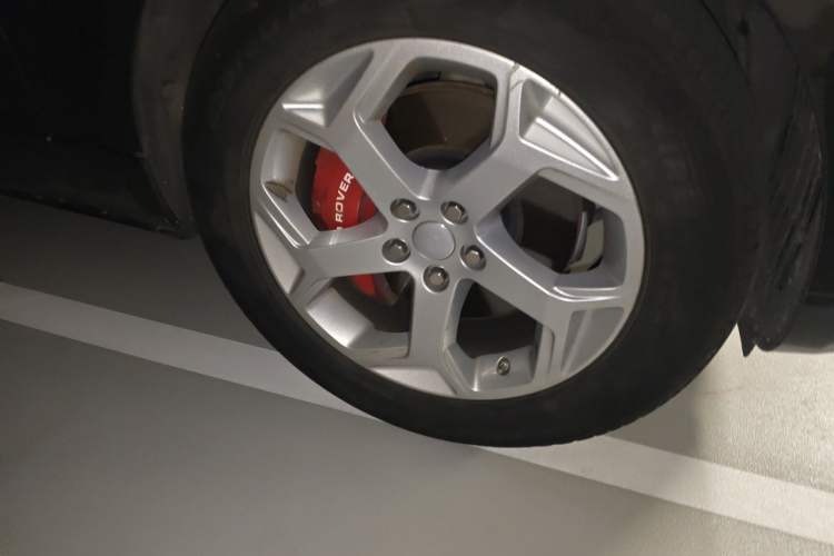 Used Land Rover Range SportNew Energy 2018 P400e Right Front Wheel Hub