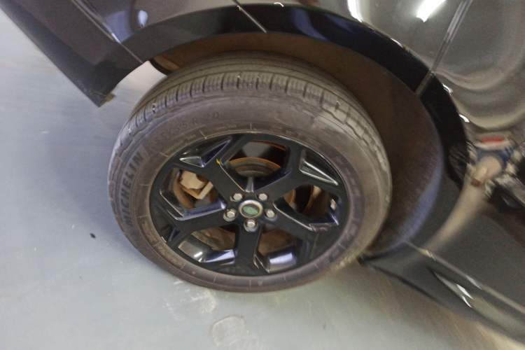 Used Land Rover Range SportNew Energy 2018 P400e Right Rear Wheel Hub