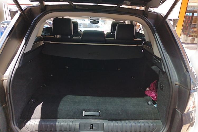 Used Land Rover Range SportNew Energy 2018 P400e Trunk