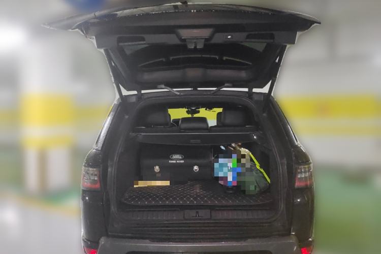 Used Land Rover Range SportNew Energy 2018 P400e Trunk