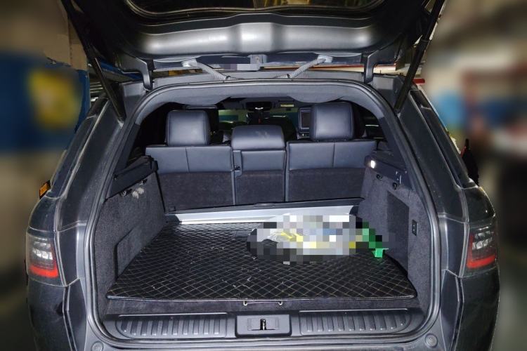 Used Land Rover Range SportNew Energy 2018 P400e Trunk