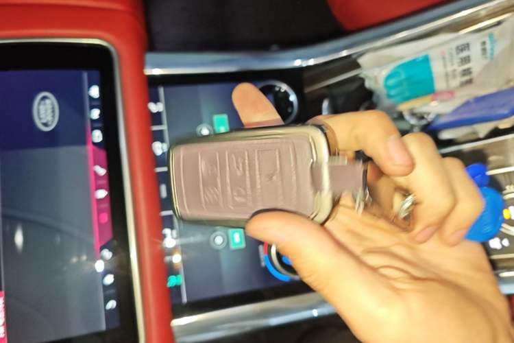 Used Land Rover Range SportNew Energy 2018 P400e Vehicle Key