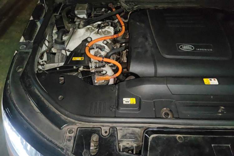 Used Land Rover Range SportNew Energy 2018 P400e Engine Bay Right