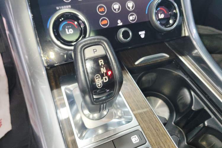 Used Land Rover Range SportNew Energy 2018 P400e Gear Lever
