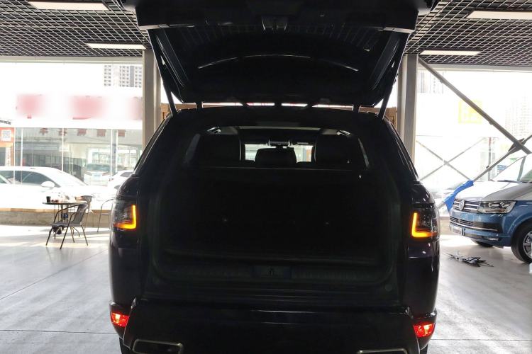 Used Land Rover Range SportNew Energy 2018 P400e Trunk