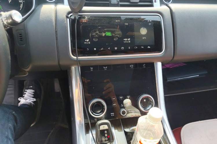 Used Land Rover Range SportNew Energy 2018 P400e Audio And AC Panel