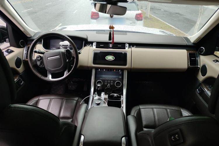 Used Land Rover Range SportNew Energy 2018 P400e Center Console