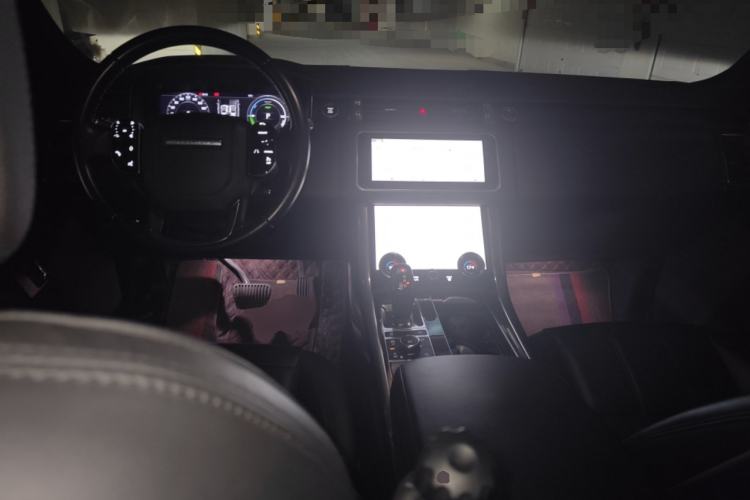 Used Land Rover Range SportNew Energy 2018 P400e Center Console
