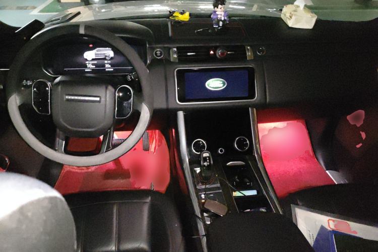 Used Land Rover Range SportNew Energy 2018 P400e Center Console