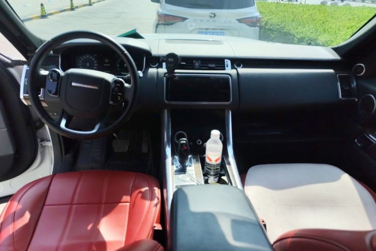 Used Land Rover Range SportNew Energy 2018 P400e Center Console