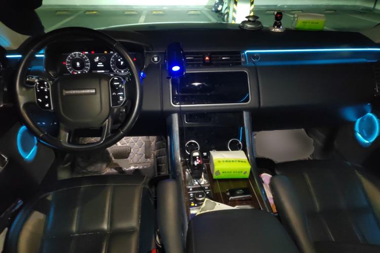 Used Land Rover Range SportNew Energy 2018 P400e Center Console