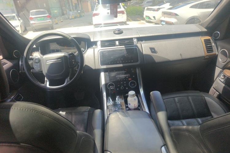 Used Land Rover Range SportNew Energy 2018 P400e Center Console
