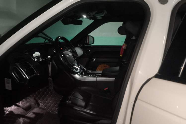 Used Land Rover Range SportNew Energy 2018 P400e Driver Seat
