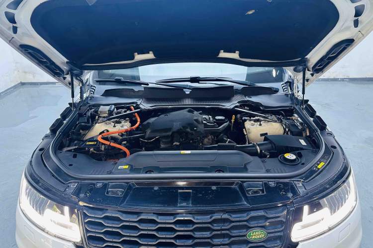 Used Land Rover Range SportNew Energy 2018 P400e Engine Bay