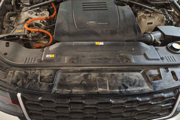 Used Land Rover Range SportNew Energy 2018 P400e Engine Bay