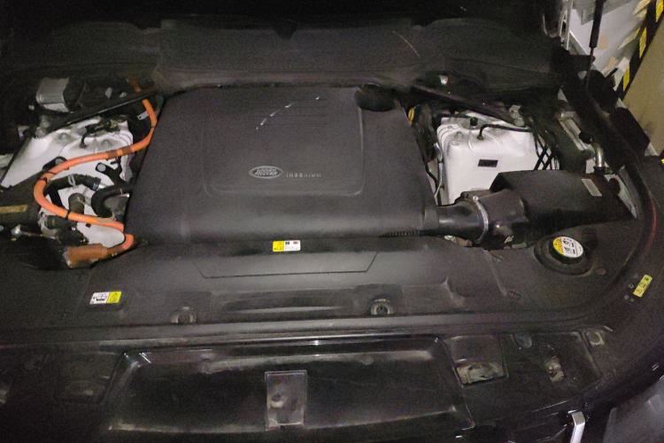 Used Land Rover Range SportNew Energy 2018 P400e Engine Bay