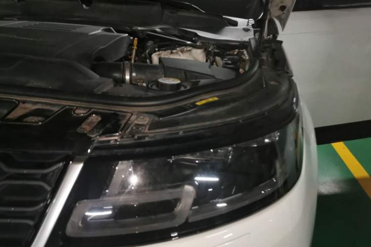 Used Land Rover Range SportNew Energy 2018 P400e Engine Bay Left