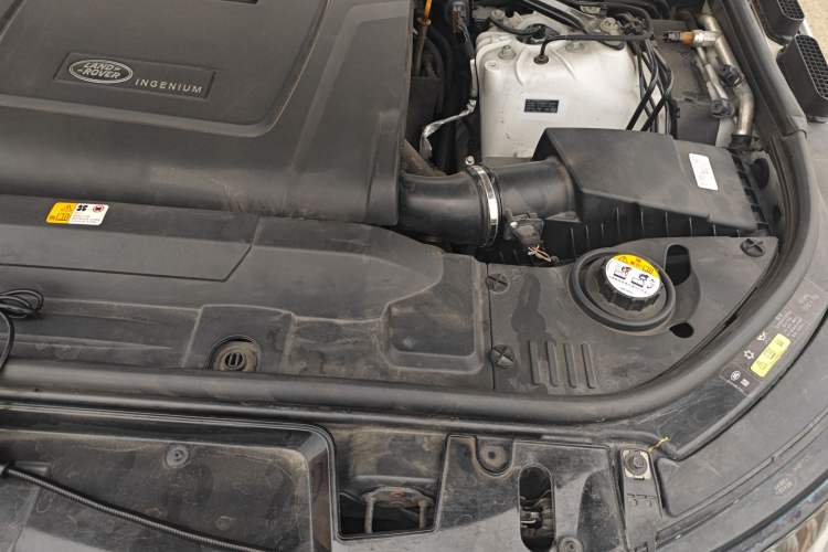 Used Land Rover Range SportNew Energy 2018 P400e Engine Bay Left