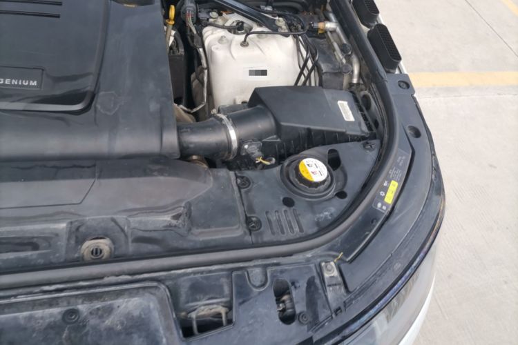 Used Land Rover Range SportNew Energy 2018 P400e Engine Bay Left