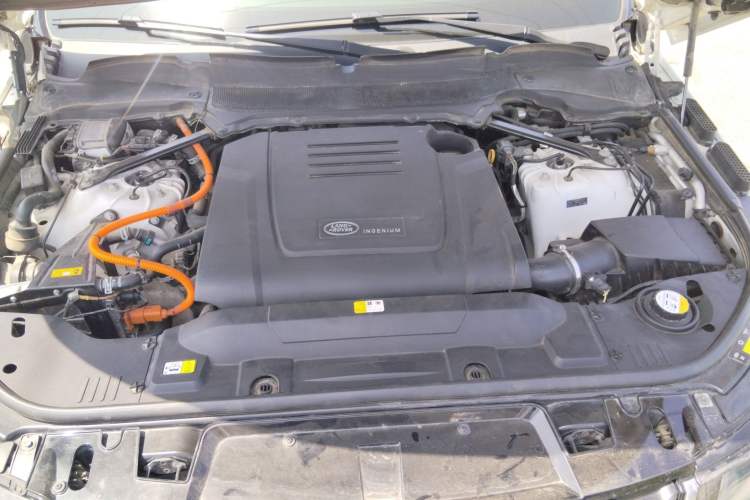 Used Land Rover Range SportNew Energy 2018 P400e Engine Bay