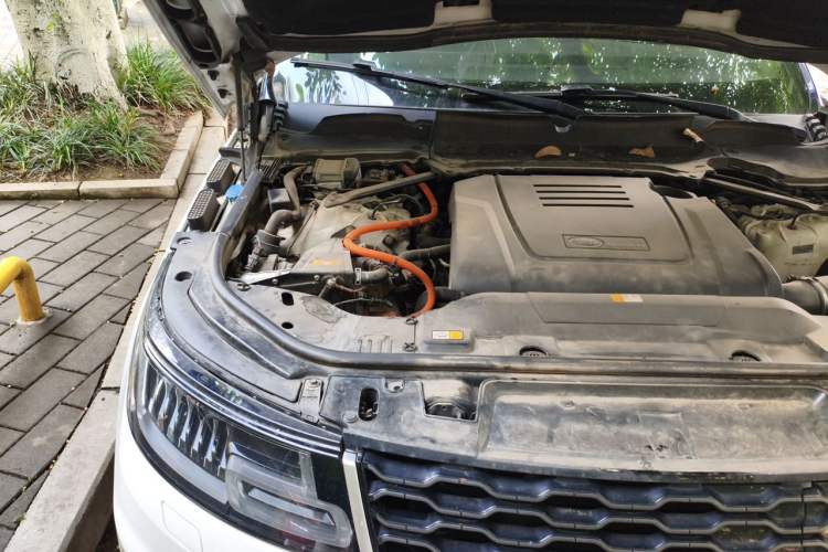 Used Land Rover Range SportNew Energy 2018 P400e Engine Bay Right