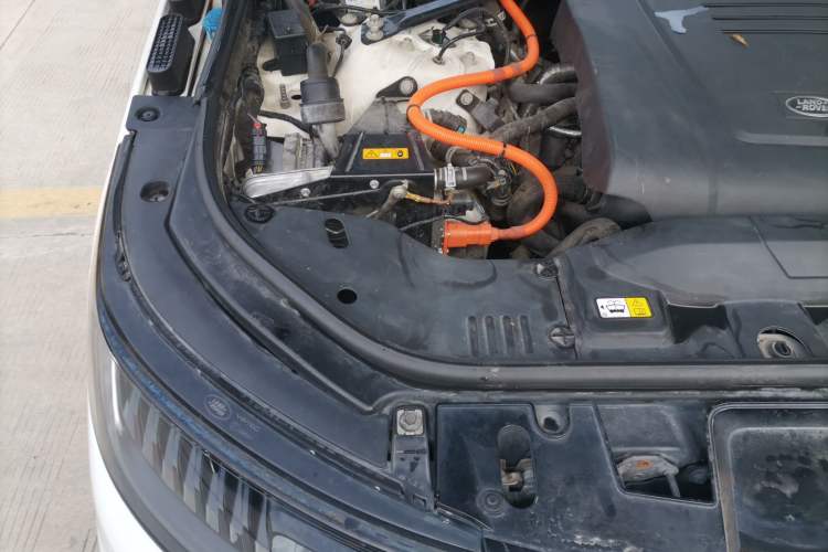 Used Land Rover Range SportNew Energy 2018 P400e Engine Bay Right