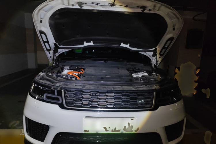 Used Land Rover Range SportNew Energy 2018 P400e Engine Bay