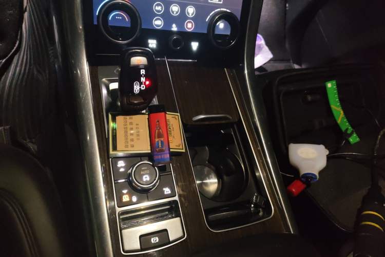 Used Land Rover Range SportNew Energy 2018 P400e Gear Lever