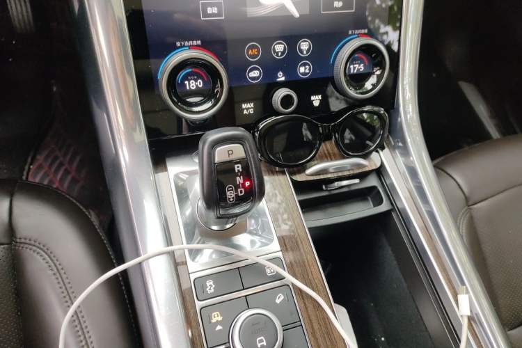 Used Land Rover Range SportNew Energy 2018 P400e Gear Lever