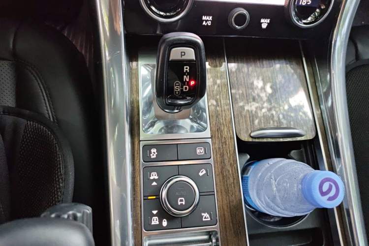 Used Land Rover Range SportNew Energy 2018 P400e Gear Lever