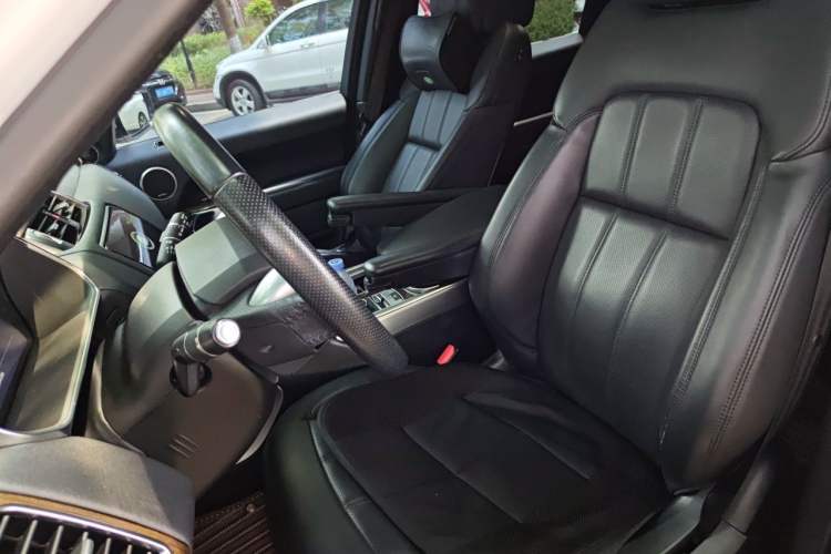 Used Land Rover Range SportNew Energy 2018 P400e Left Front Seat
