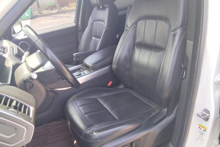 Used Land Rover Range SportNew Energy 2018 P400e Left Front Seat