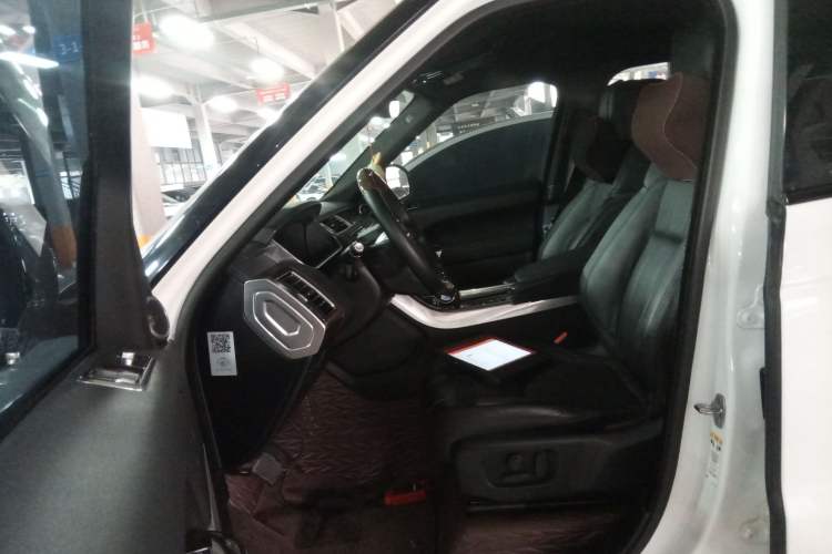 Used Land Rover Range SportNew Energy 2018 P400e Left Front Seat