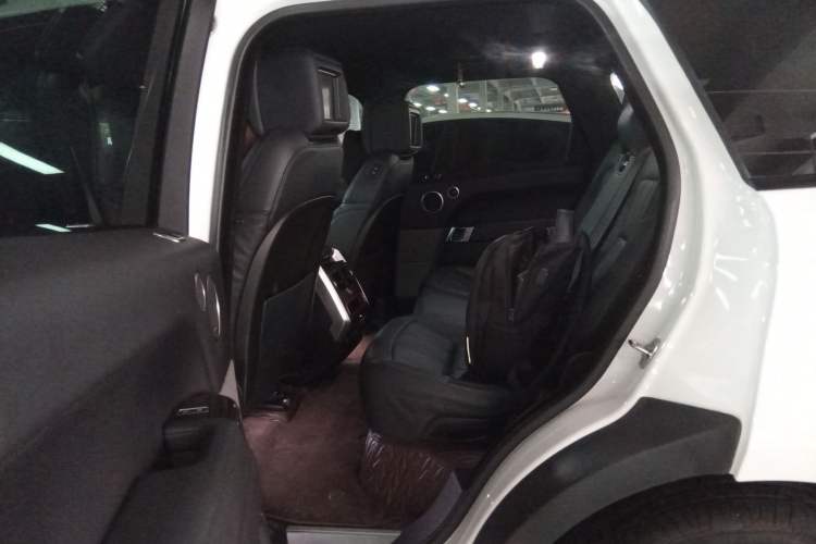 Used Land Rover Range SportNew Energy 2018 P400e Left Rear Seat