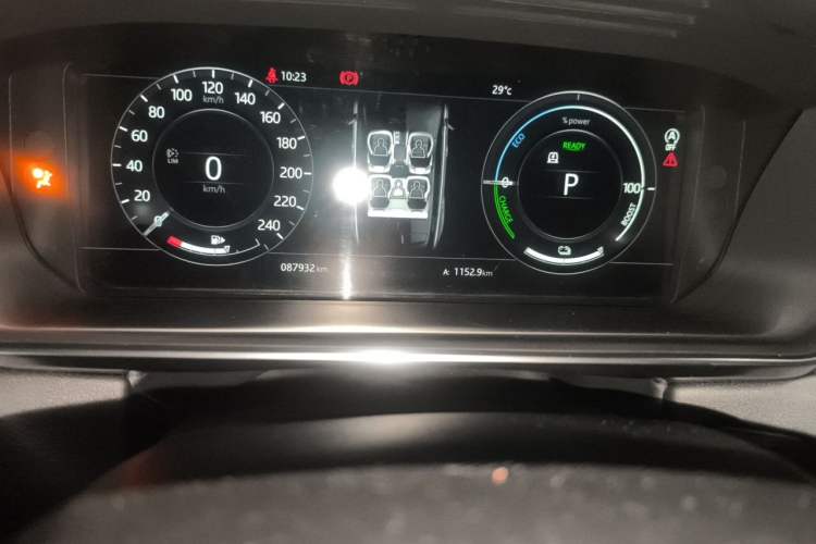 Used Land Rover Range SportNew Energy 2018 P400e Odometer Close Up