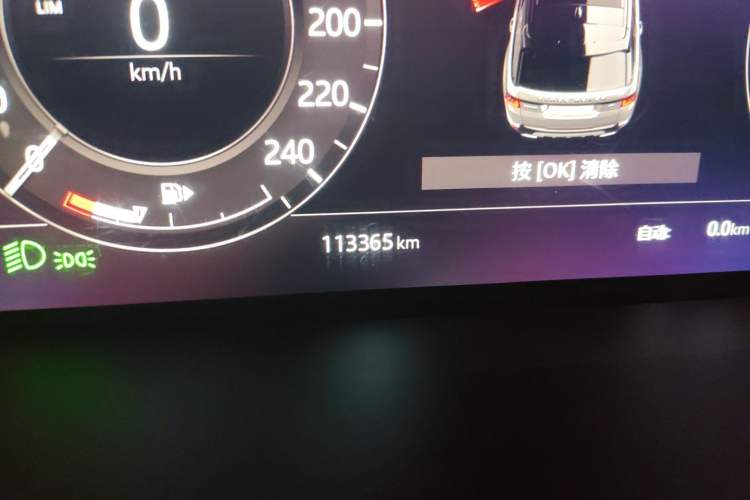 Used Land Rover Range SportNew Energy 2018 P400e Odometer Close Up