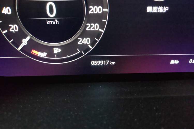 Used Land Rover Range SportNew Energy 2018 P400e Odometer Close Up