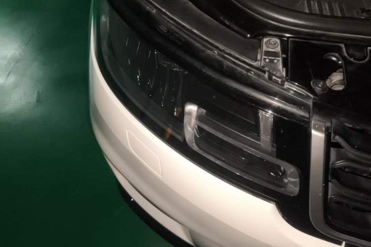Used Land Rover Range SportNew Energy 2018 P400e Right Front Headlight