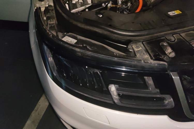 Used Land Rover Range SportNew Energy 2018 P400e Right Front Headlight