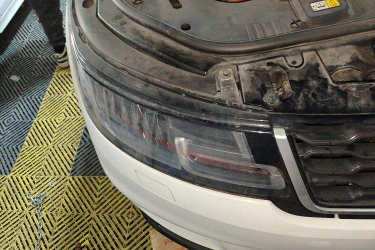 Used Land Rover Range SportNew Energy 2018 P400e Right Front Headlight