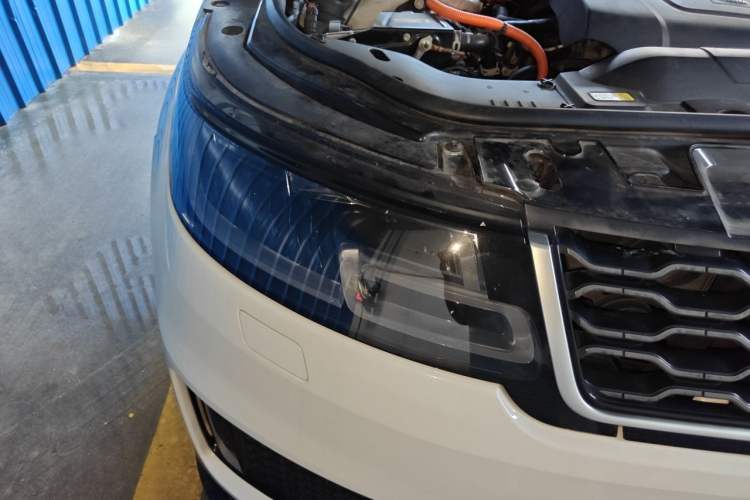Used Land Rover Range SportNew Energy 2018 P400e Right Front Headlight