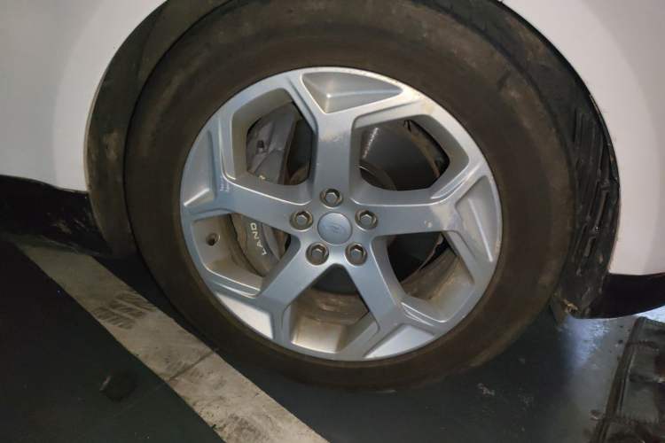 Used Land Rover Range SportNew Energy 2018 P400e Right Front Wheel Hub