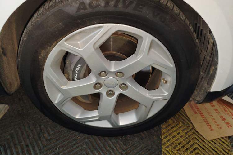 Used Land Rover Range SportNew Energy 2018 P400e Right Front Wheel Hub